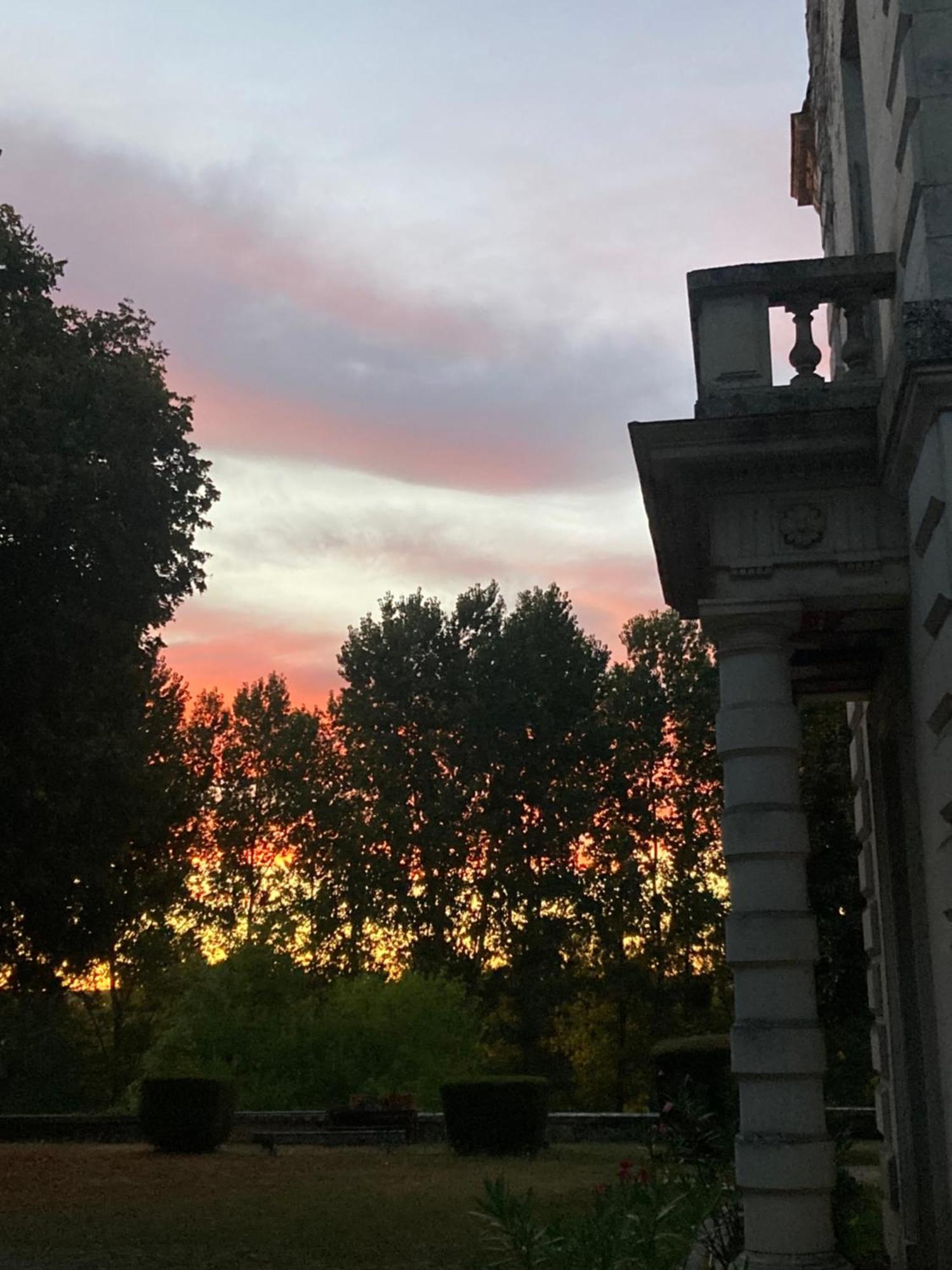 Château de Chasseneuil sur Bonnieure Chasseneuil-sur-Bonnieure Exterior foto